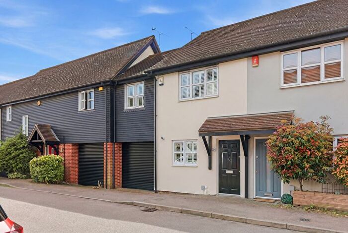 3 Bedroom Terraced House For Sale In Deer Park Way, Waltham Abbey, EN9