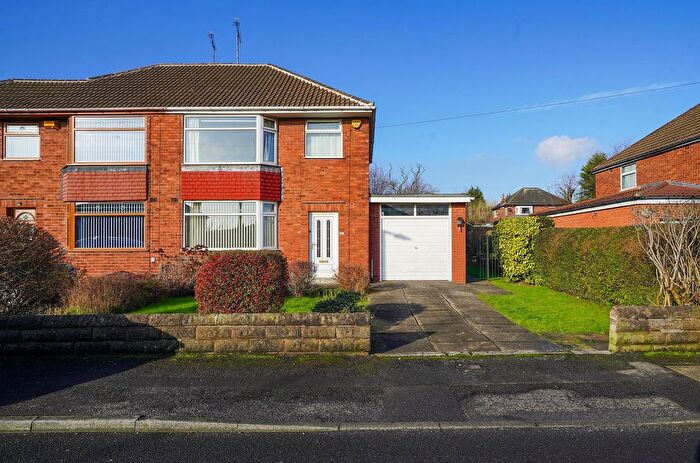 3 Bedroom Semi Detached House For Sale In Crownhill Road, Brinsworth, S60