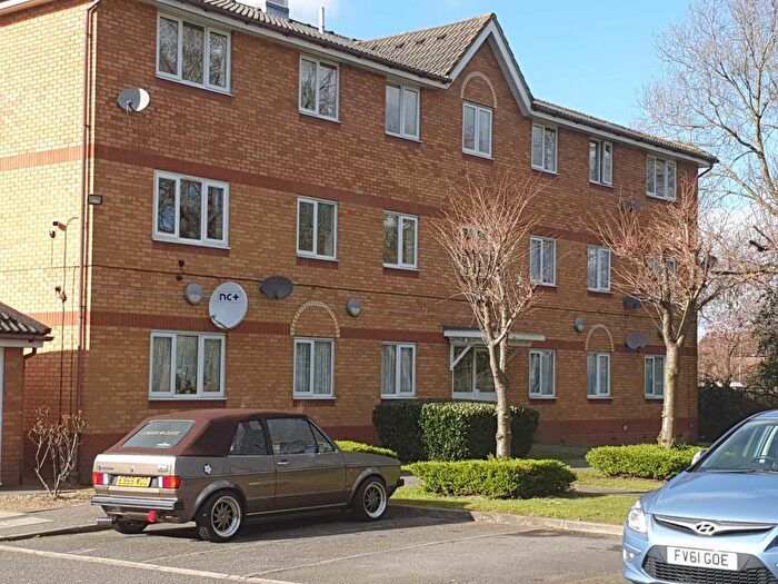 2 Bedroom Flat To Rent In Acer Avenue, Yeading, UB4