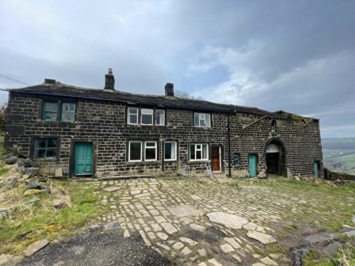 House For Sale In , & Hollins, Hollins Lane, Luddenden Foot, Halifax, West Yorkshire, HX2