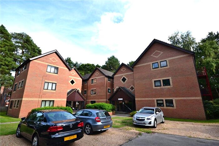 1 Bedroom Apartment To Rent In Mulberry Court, Wayland Close, Bracknell, Berkshire, RG12