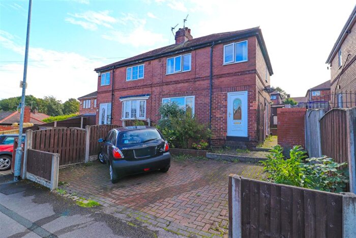 3 Bedroom Semi-detached House For Sale In Westbourne Crescent, Pontefract, WF8