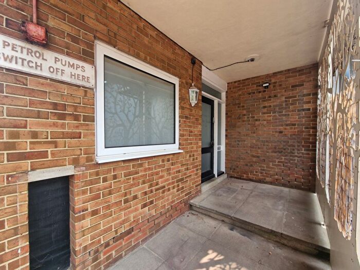 Retail Property To Rent In Freemens Way, Deal, CT14