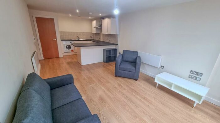 2 Bedroom Flat To Rent In Hamilton House, Pall Mall, Liverpool, Merseyside, L3