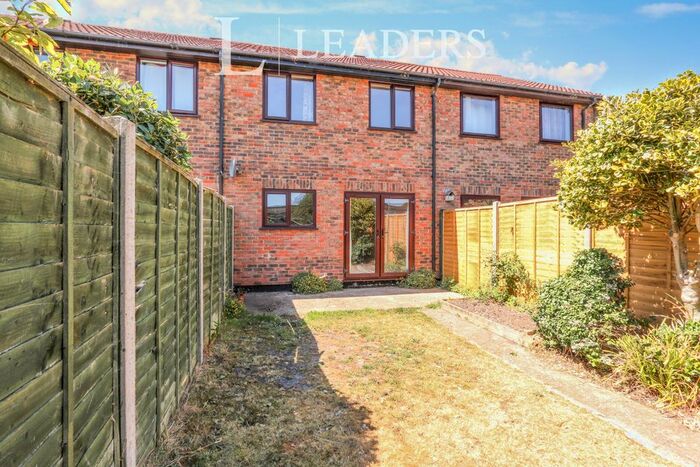 3 Bedroom Terraced House To Rent In Russell Drive, Christchurch, BH23