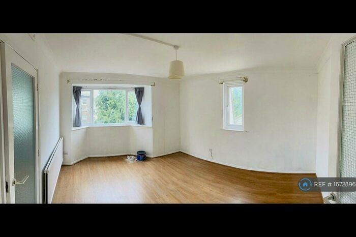 2 Bedroom Flat To Rent In Ventnor Lodge, Hove, BN3