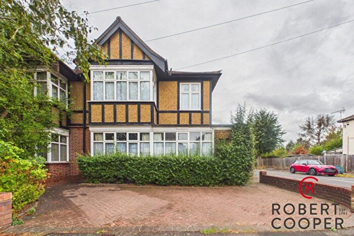 4 Bedroom Semi Detached House For Sale In Abbotsbury Gardens, Eastcote, Middlesex, HA5