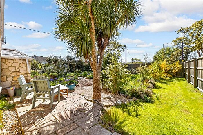 4 Bedroom Detached House For Sale In Colwell Road, Freshwater, Isle Of Wight, PO40