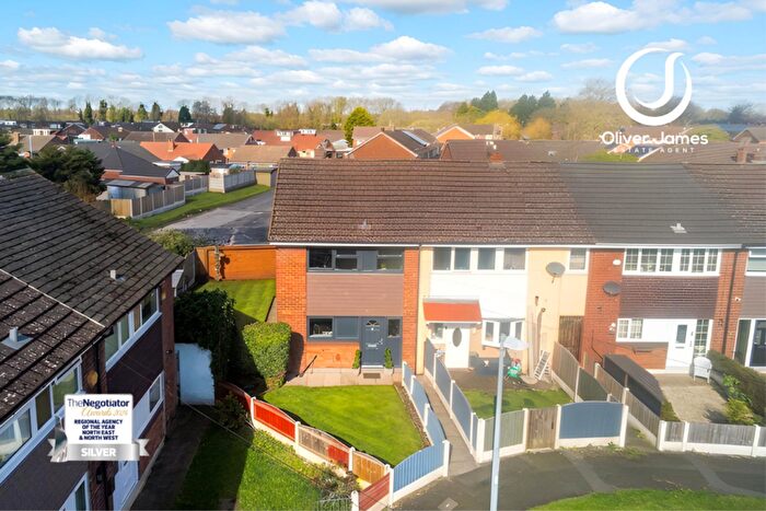 2 Bedroom Property For Sale In Linnet Drive, Irlam, M44