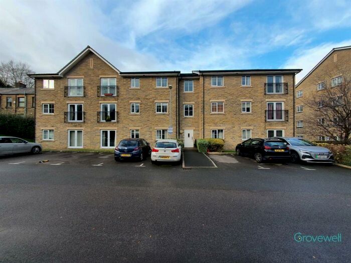 2 Bedroom Flat To Rent In The Cedar House, Bramble Court, Millbrook, Stalybridge, SK15