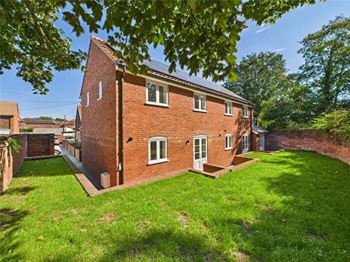 2 Bedroom End Of Terrace House For Sale In Spread Eagle Mews, Witham, Essex, CM8