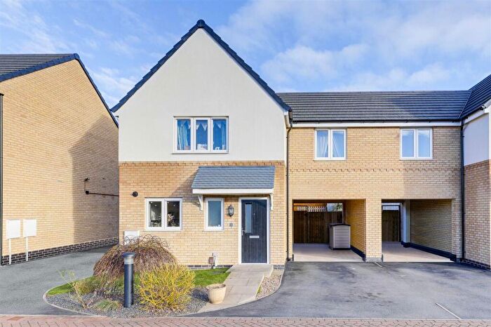 4 Bedroom Detached House For Sale In Corbett Chase, Gedling, NG4