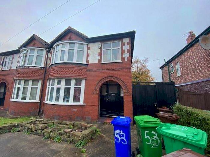 5 Bedroom Property To Rent In Derby Road, Fallowfield, M14