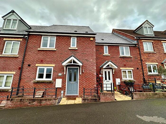 3 Bedroom Terraced House To Rent In Cochran Avenue, Chippenham, SN15