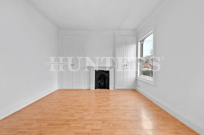 3 Bedroom Terraced House For Sale In Sperling Road, London, N17