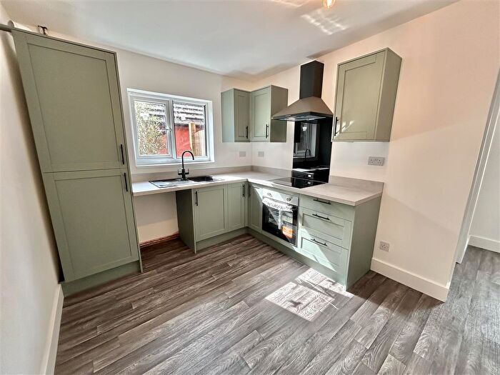 3 Bedroom House To Rent In Palmerston Street, Underwood, Nottingham, NG16