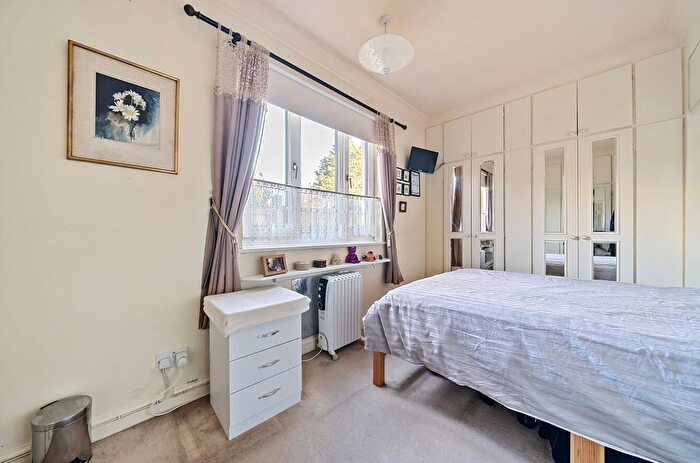 2 Bedroom Bungalow For Sale In Maidstone Road, Borden, Sittingbourne, Kent, ME9