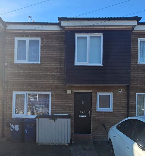 3 Bedroom Terraced House For Sale In Eastgarth, Newcastle Upon Tyne, Tyne And Wear, NE5
