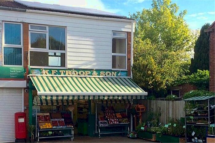 2 Bedroom Flat To Rent In Hunters Way, Brixworth, Northampton, NN6