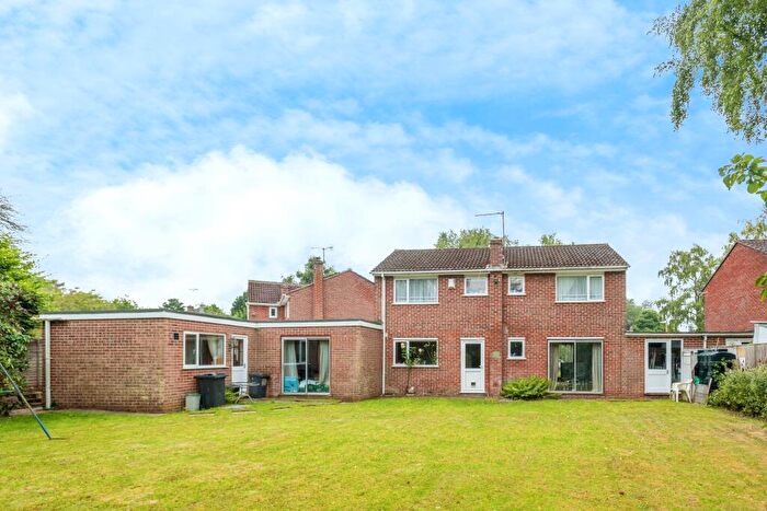 4 Bedroom Detached House For Sale In Penwood Heights, Newbury, RG20