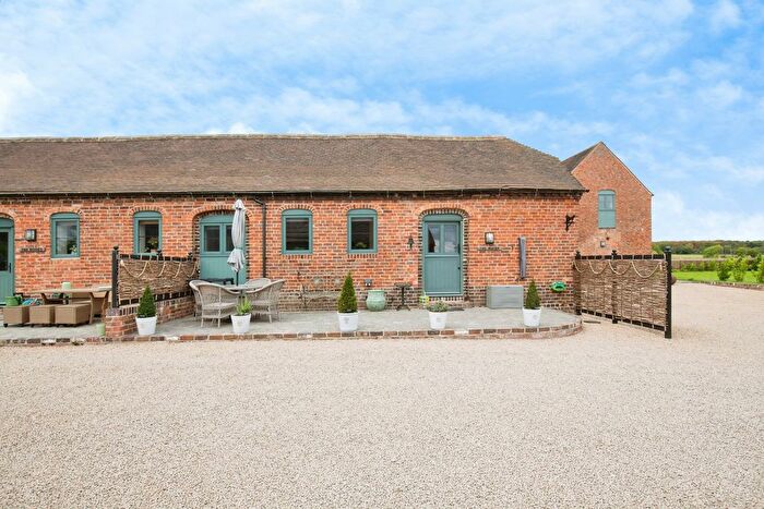 2 Bedroom Barn Conversion For Sale In Coleshill Road, Ansley Common, CV10