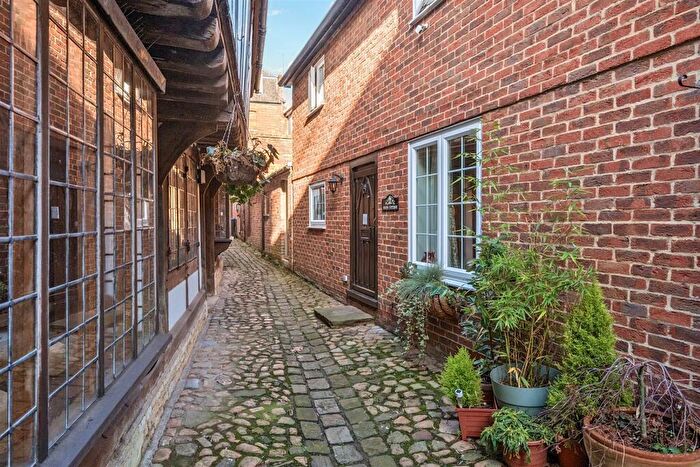 2 Bedroom End Of Terrace House For Sale In St. Johns Alley, Devizes, SN10
