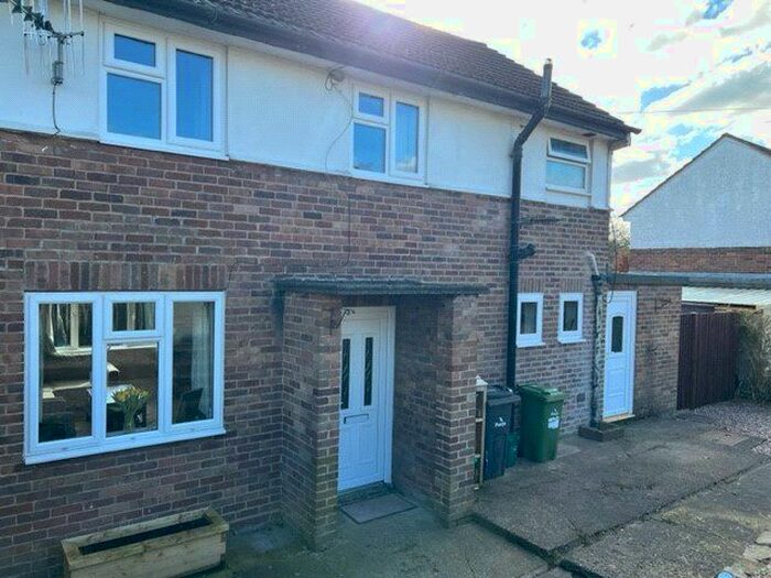 3 Bedroom Semi-Detached House For Sale In Heol Bowys, Llanfair Caereinion, Welshpool, Powys, SY21