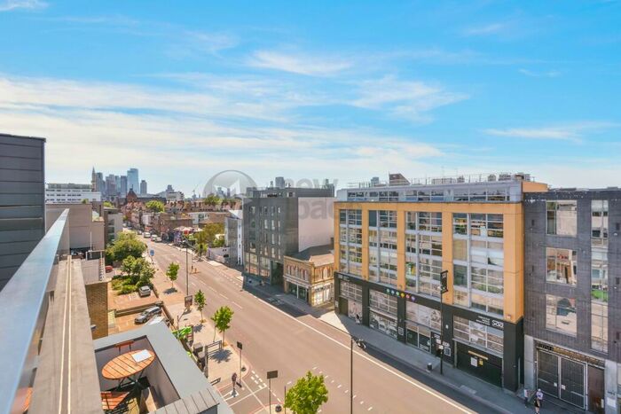 3 Bedroom Apartment To Rent In Infinity Heights, Kingsland Road, Haggerston, E8