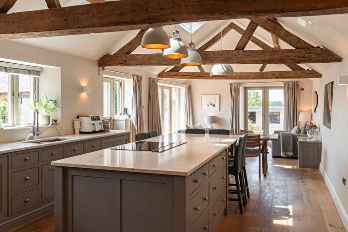 4 Bedroom Barn Conversion For Sale In The Square, Moreton Pinkney, NN11