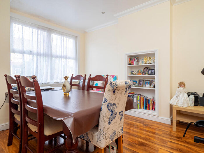 3 Bedroom Terraced House To Rent In Cranfield Road West, Carshalton, Surrey, SM5