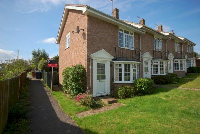 2 Bedroom End Of Terrace House To Rent In Senlac Green, Uckfield, TN22