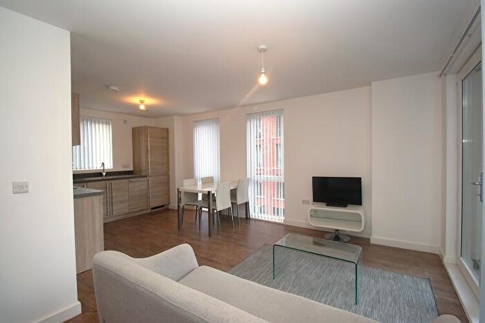 3 Bedroom Apartment For Sale In Riverside, Derwent Street Salford, M5
