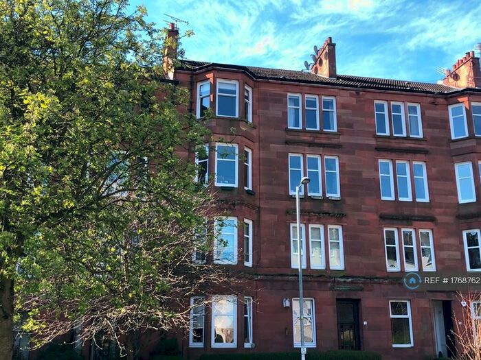 3 Bedroom Flat To Rent In Thornwood Gardens, Glasgow, G11