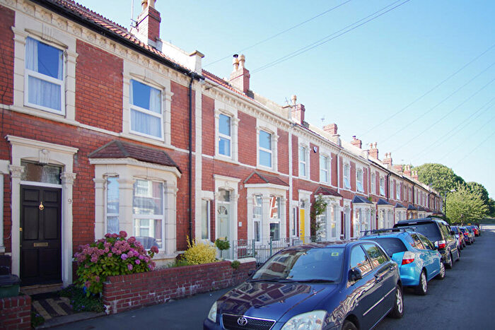 2 Bedroom Terraced House To Rent In Downend Park, BS7