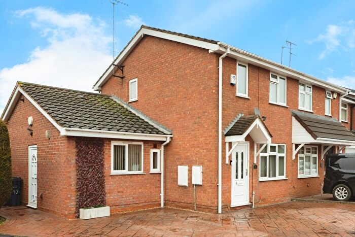 2 Bedroom Semi Detached House To Rent In Bridgewater Drive, Bilston, WV14