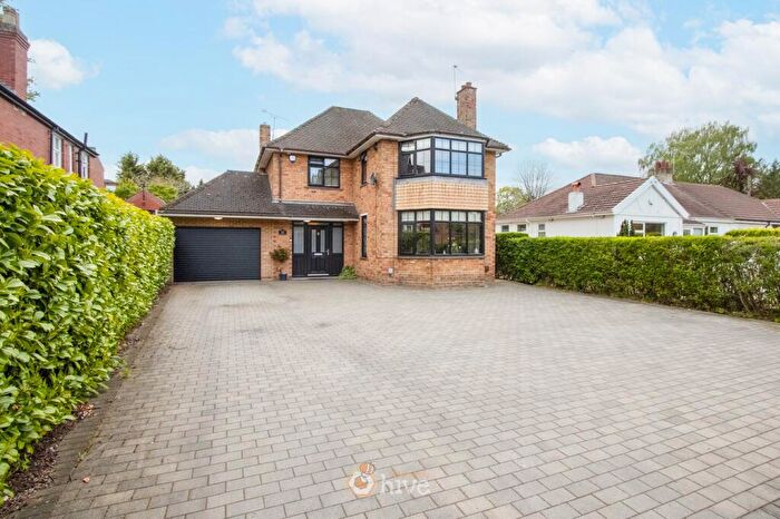 3 Bedroom Detached House For Sale In St Wilfrids Road, Doncaster, DN4