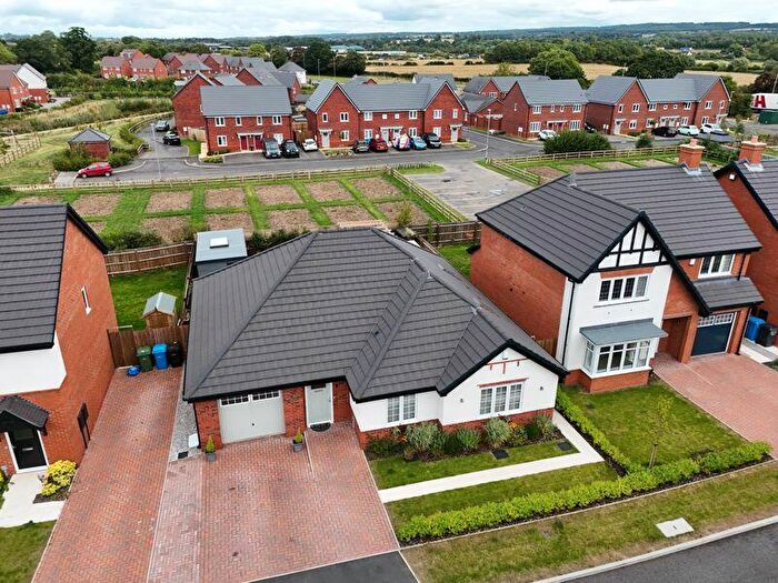 3 Bedroom Bungalow For Sale In Williams Paddock, Penkridge, Staffordshire, ST19