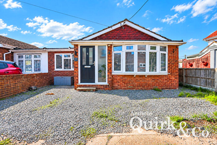 2 Bedroom Bungalow For Sale In Westcliff Gardens, Canvey Island, SS8