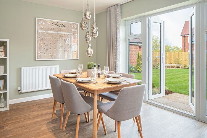 4 Bedroom Detached House For Sale In Pakenham Road, Waterlooville, PO7