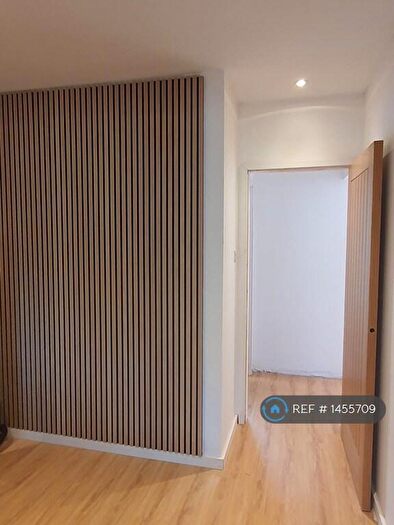 3 Bedroom Semi-Detached House To Rent In Southdown Avenue, Southdown, Bath, BA2