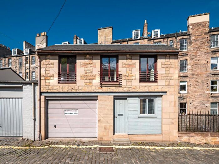 2 Bedroom House For Sale In Broughton Place Lane, Edinburgh, EH1