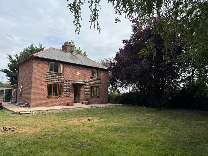 3 Bedroom Detached House For Sale In St. Peters Farm, Middle Drove, Marshland St. James, Wisbech, Cambridgeshire, PE14