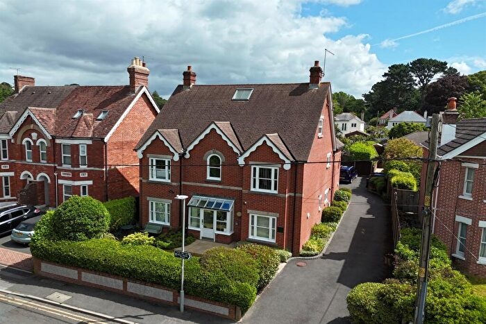 1 Bedroom Retirement Property For Sale In Broadstone, BH18