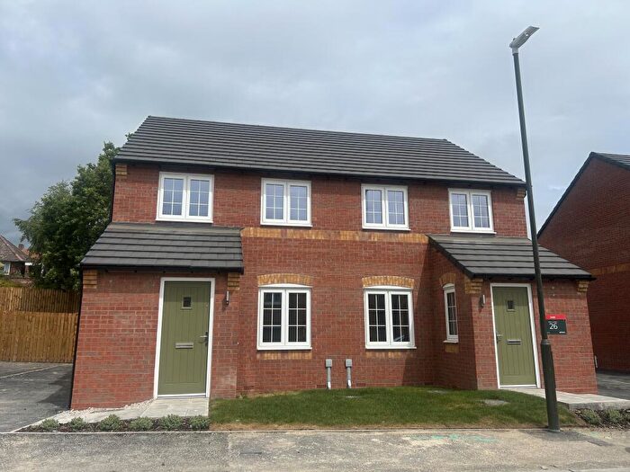 3 Bedroom Semi-Detached House To Rent In Burmese Road, Pinxton, Nottingham, NG16