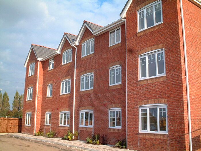 2 Bedroom Flat To Rent In Chandlers Way, Sutton, St Helens, WA9