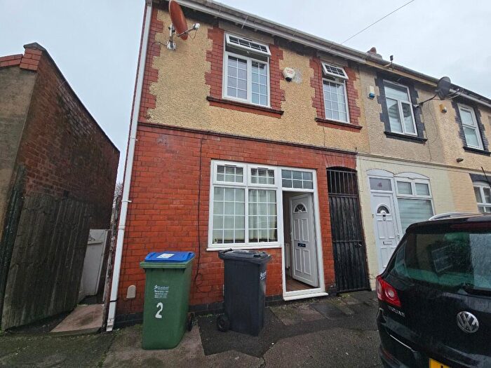 3 Bedroom Terraced House To Rent In Mason Street, West Bromwich, West Midlands, B70