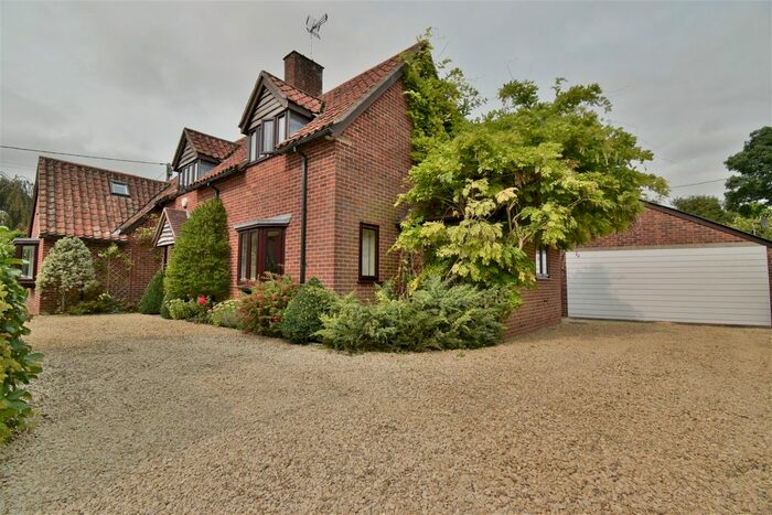 3 Bedroom Detached House For Sale In Eastbury, Hungerford, RG17
