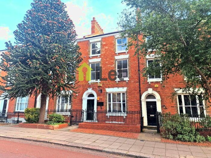 4 Bedroom Terraced House To Rent In St. Giles Terrace, Northampton, NN1