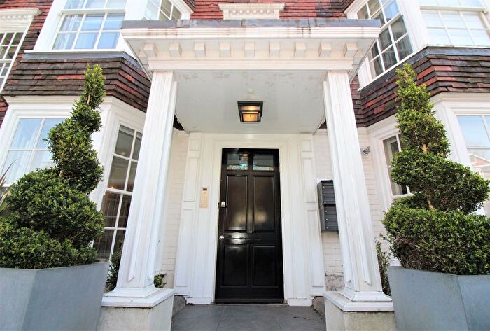 2 Bedroom Flat To Rent In London Road, Tunbridge Wells, TN1