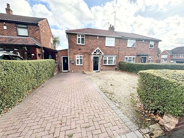 3 Bedroom Semi-Detached House For Sale In Planetree Road, Walsall, West Midlands, WS5
